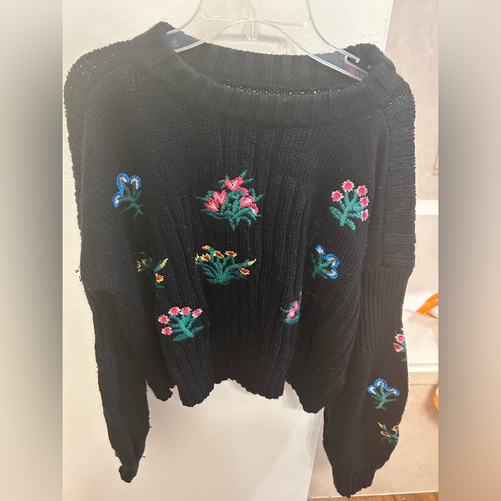 Floral Embroidered Black Sweater